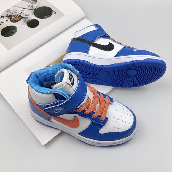 Nike SB Dunk Low Low-Top Sneakers In Blue And Orange - Picture 3 of 9